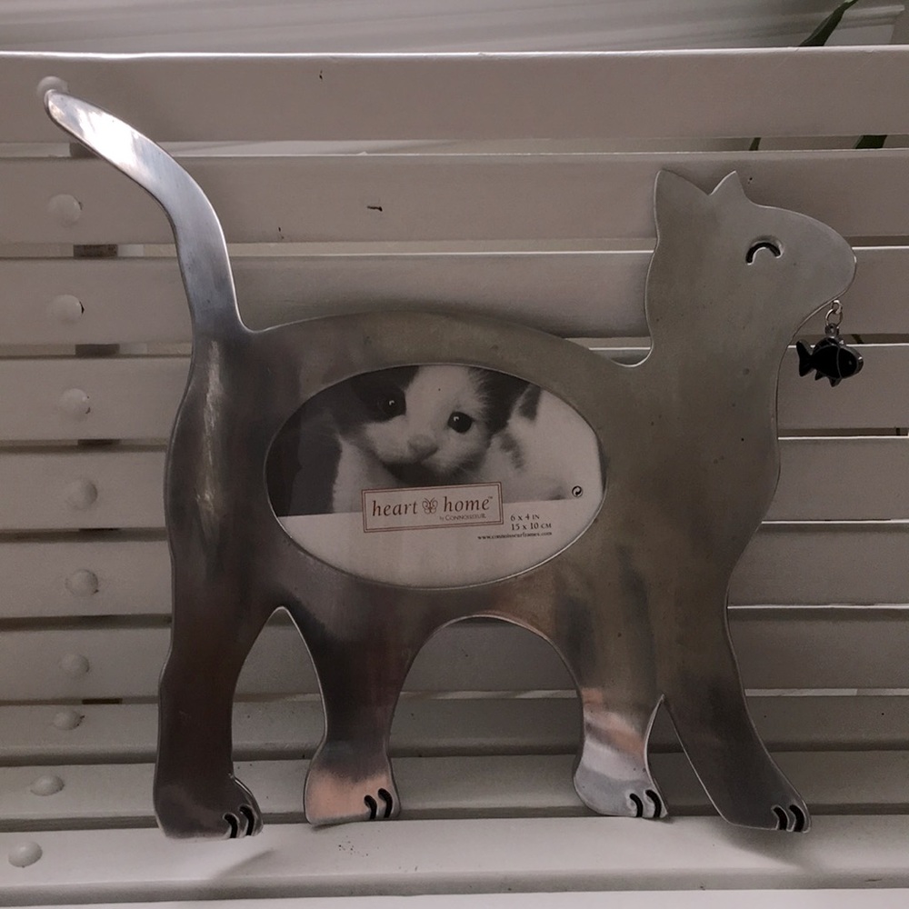 Cat picture frame